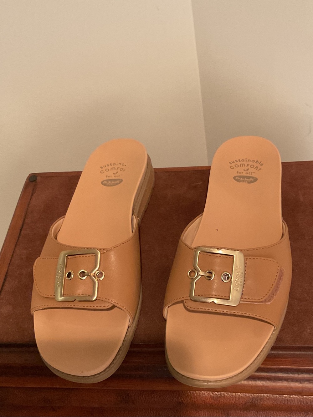 Dr. Scholl's Tan Slide Sandals with Gold Buckle Detail